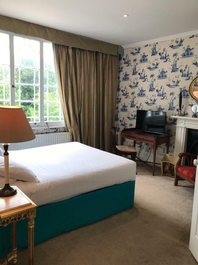 Victoria Spa Lodge ستارتفورد أبون آفون المظهر الخارجي الصورة